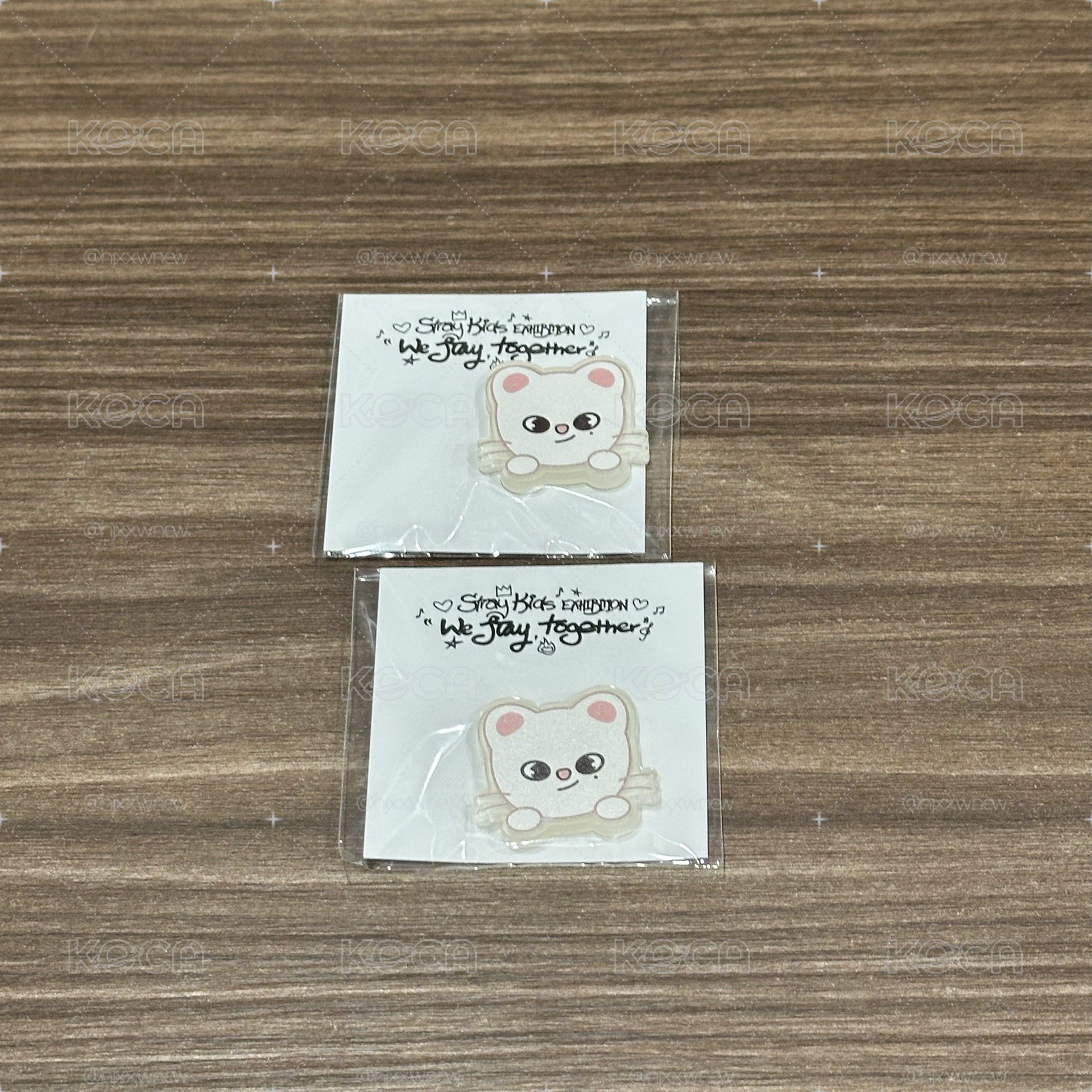 We STAY, together 展覽 🥟 壓克力貼紙