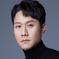 JUNG WOO