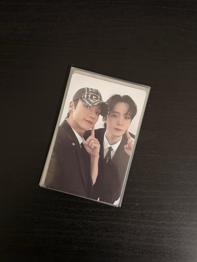潤榮雙人卡 帥哥的旁邊是帥哥