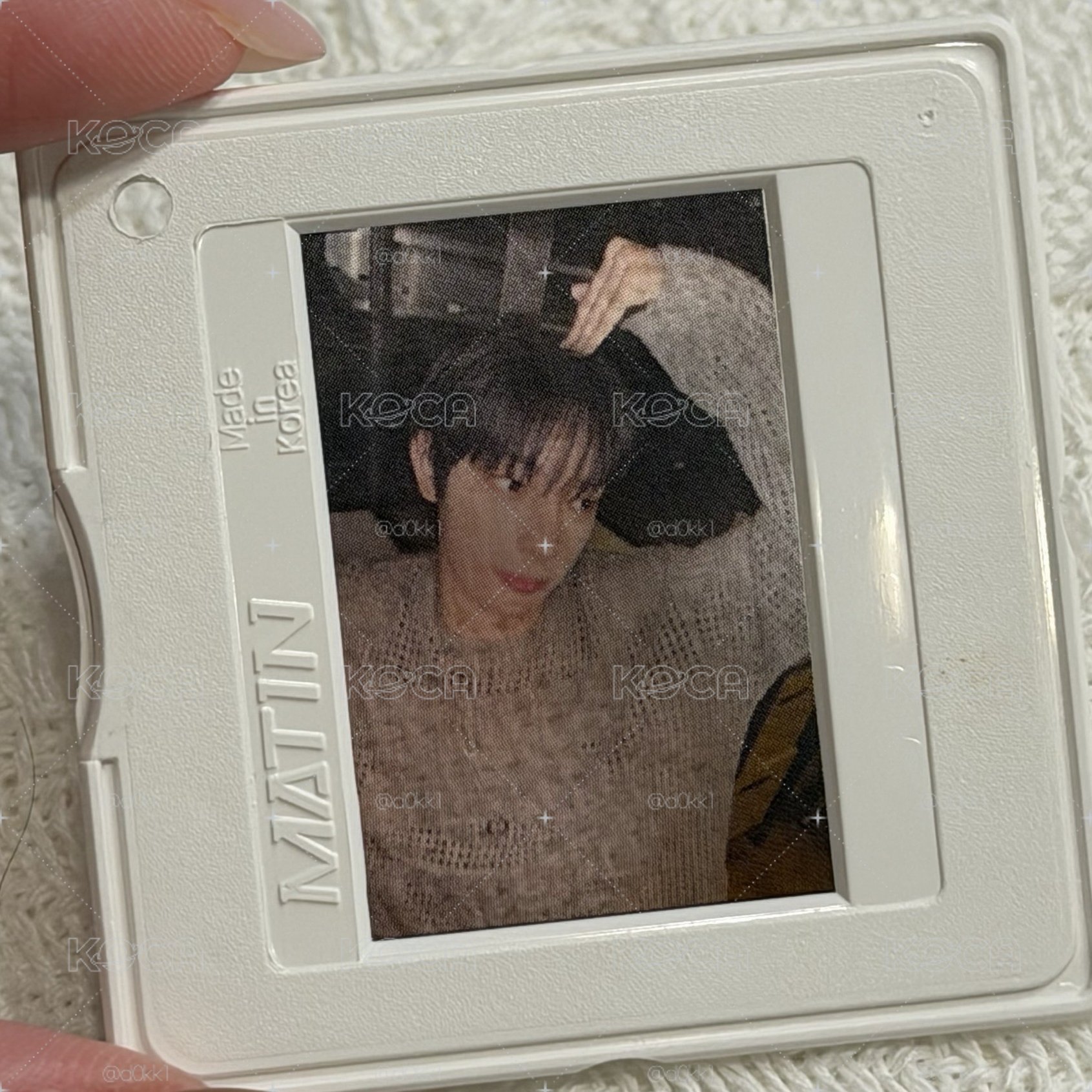 FLARE U FAN MEET UP KUJI 膠片吊飾