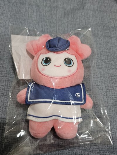 MOMO 海軍娃