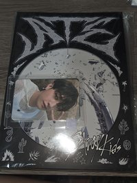 yzy特典