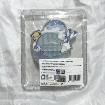 現貨 全新 線條小狗 徽章谷美框