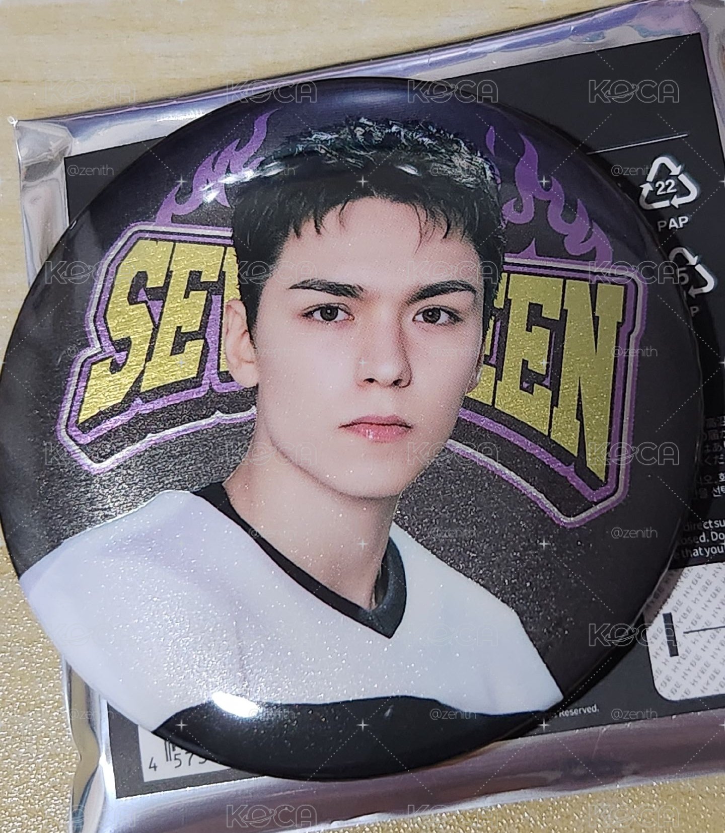 Vernon 25’HOME 徽章 