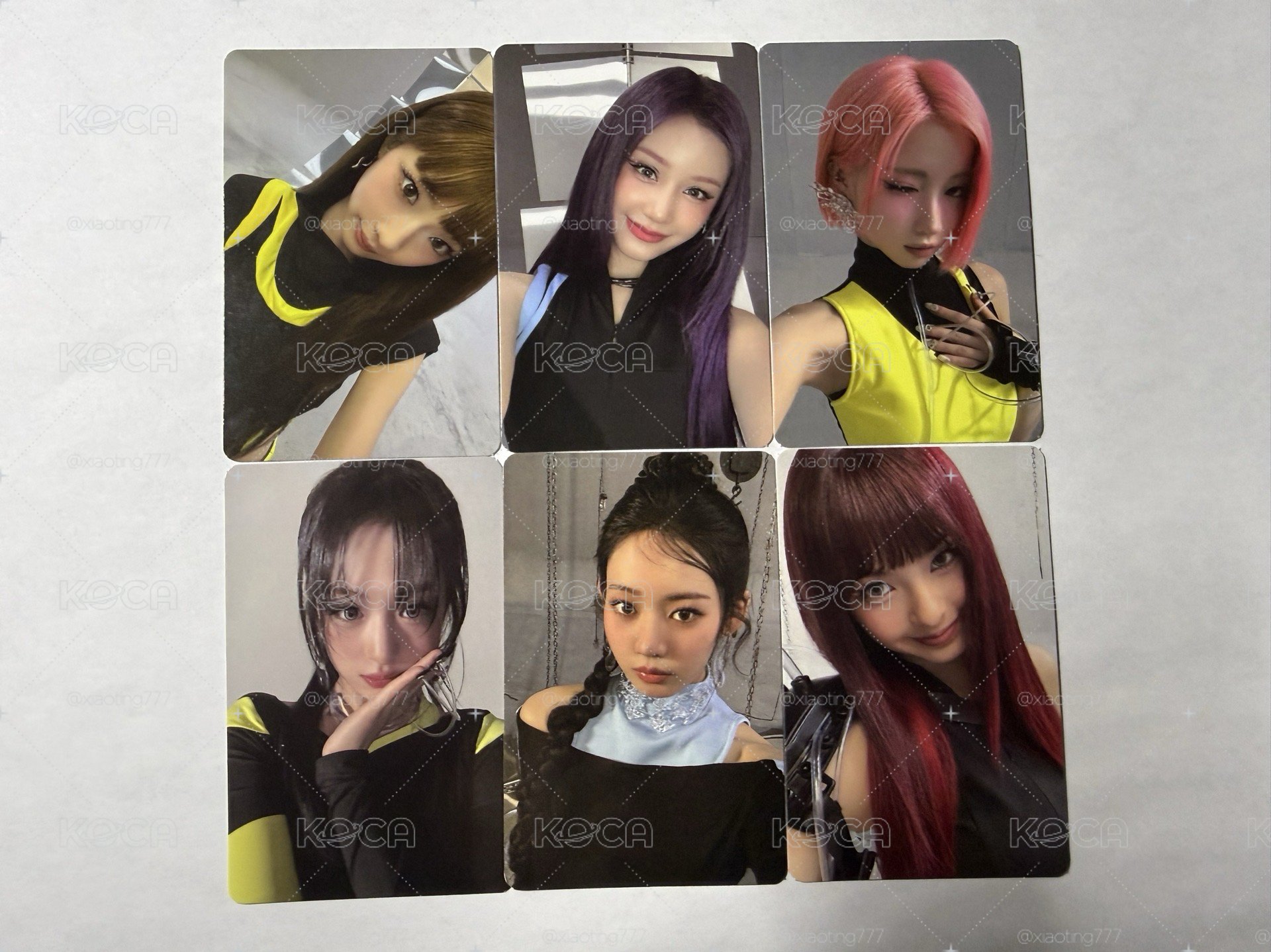 춤 (CHOOM) 卡冊卡 