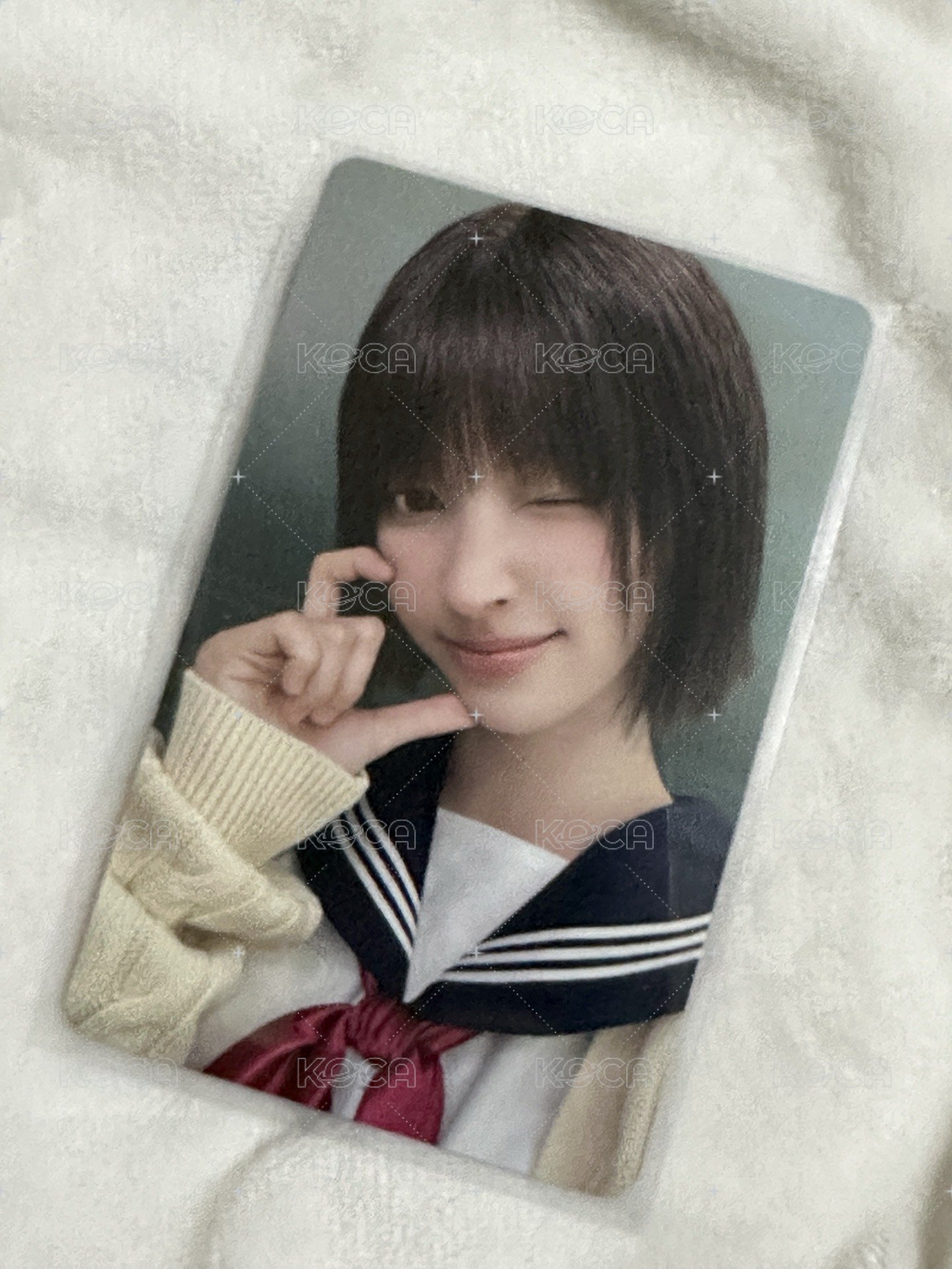 玧