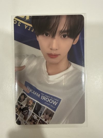 YUJIN 成年禮盒小卡