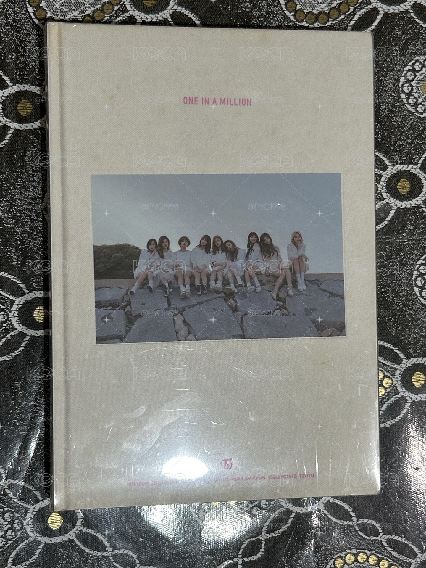 ONE IN A MILLION 寫真書