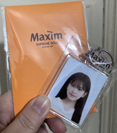 MAXIM 安俞真 生咖 週邊組
