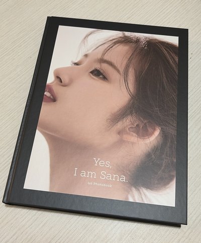 Yes,I’m Sana 黑版寫真書