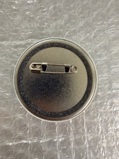 世巡徽章+三期會員禮徽章