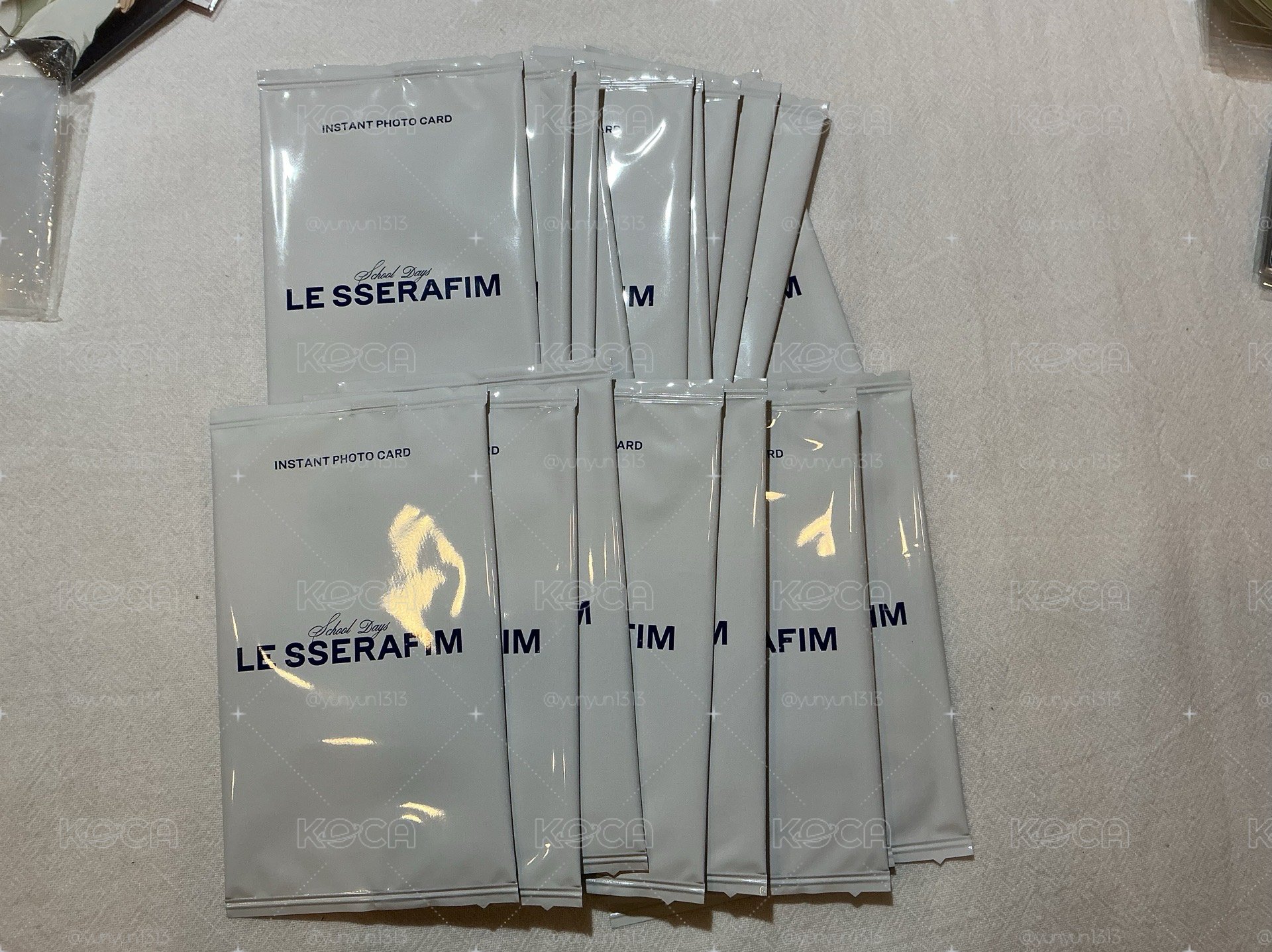 LE SSERAFIM School Days 未拆卡包/鑰匙圈 在台現貨