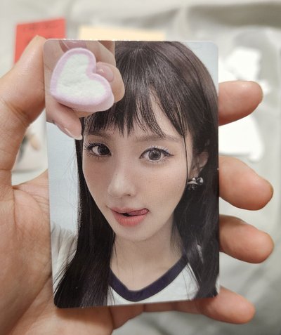 MY, Lover 專輯 My ver，小卡*2+拍立得*1+貼紙*3+刮刮卡*1，全部一起售