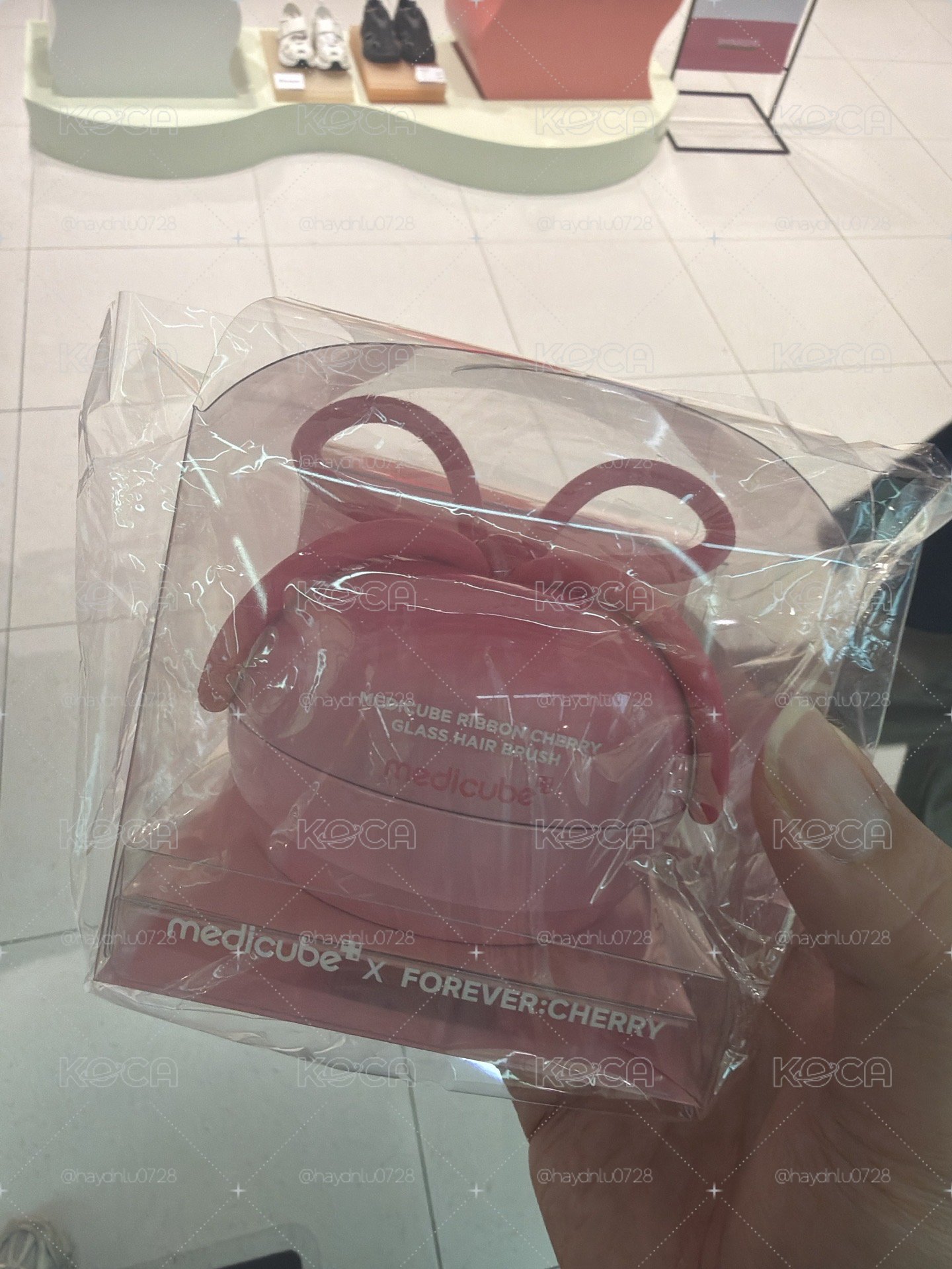現貨回國寄出/梳子 medicube x forever:cherry
