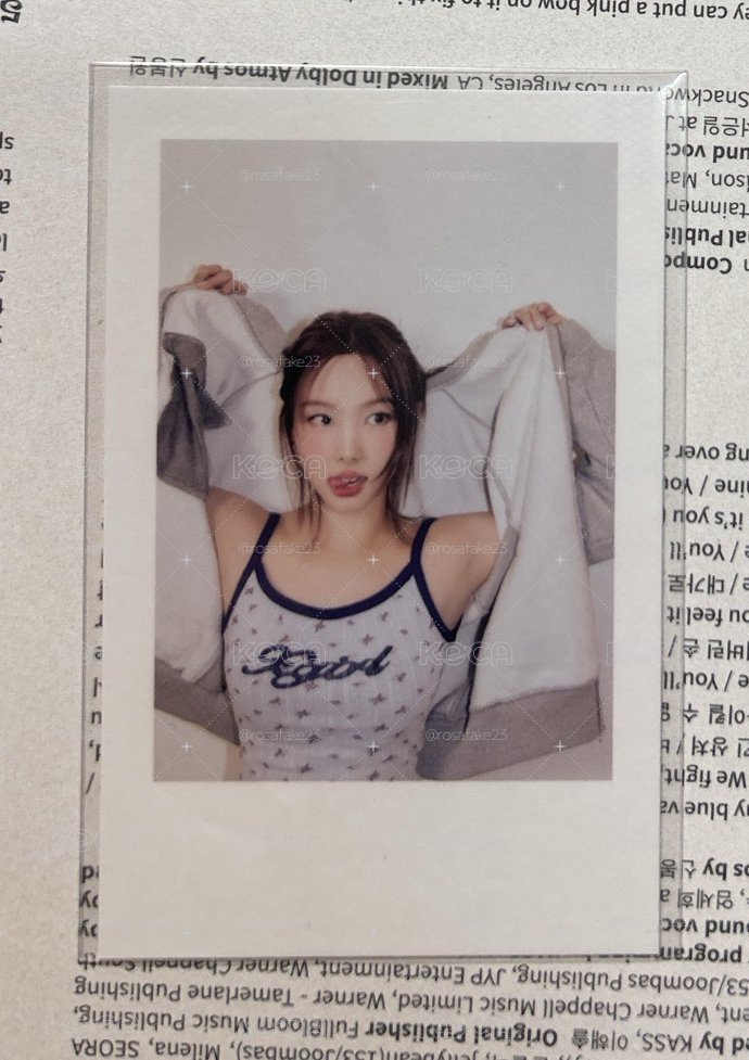 TWICE 娜拍立得