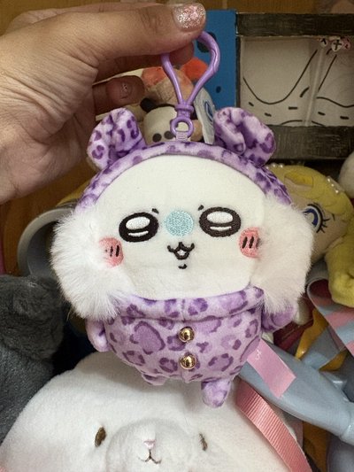 吉伊卡哇 CHIIKAWA 小桃