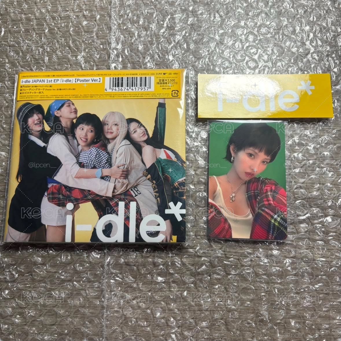 日本 1st ep 專輯 Poster Ver.  娟