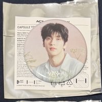 粉彬徽章