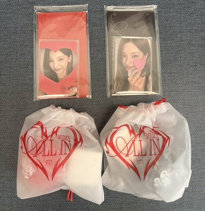 ITZY 2026 FM TWINZY 入場禮 魔術方塊 吊飾 舒壓玩具