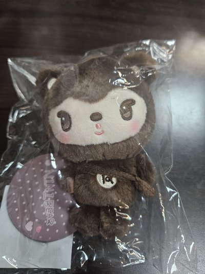  6 巡 金鍾仁 吊飾娃 