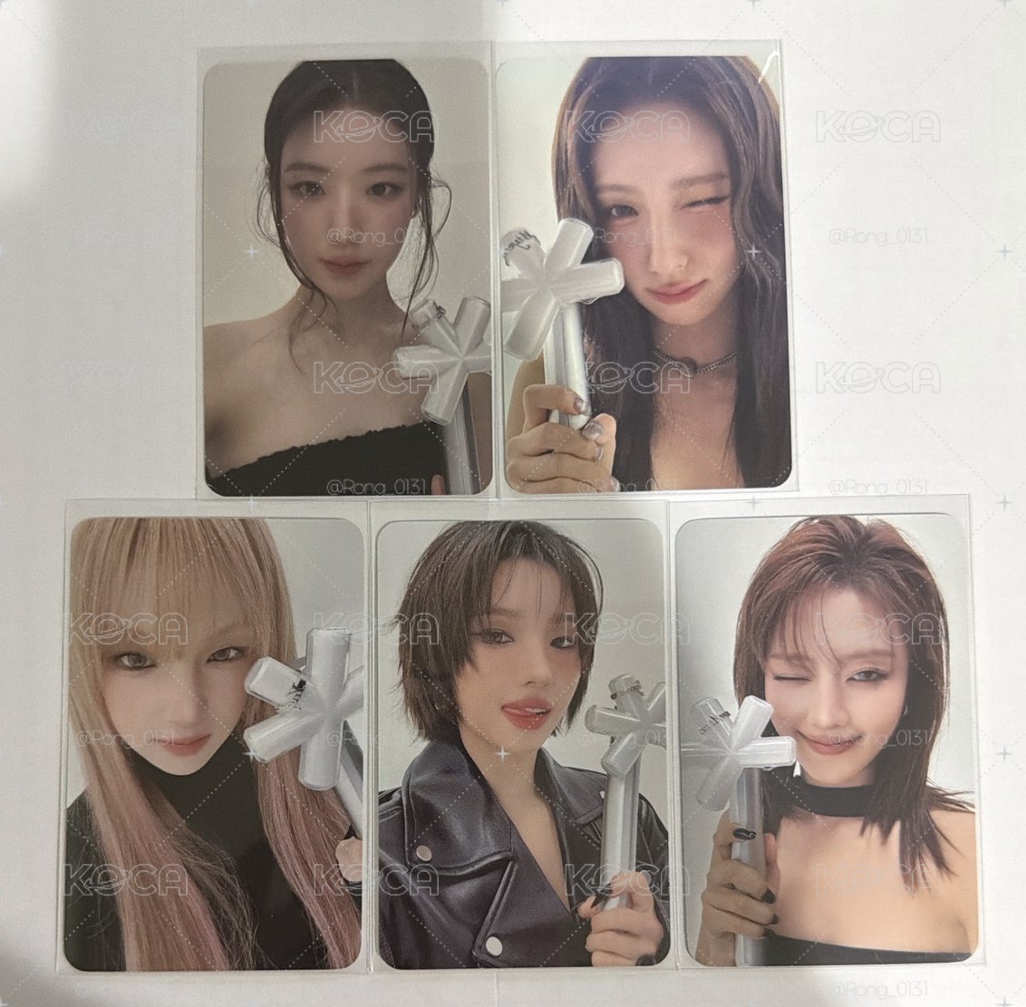 i-dle 三代手燈 + 26’世巡 手燈掛繩、裝飾環 薇娟、舒華 + 手燈卡