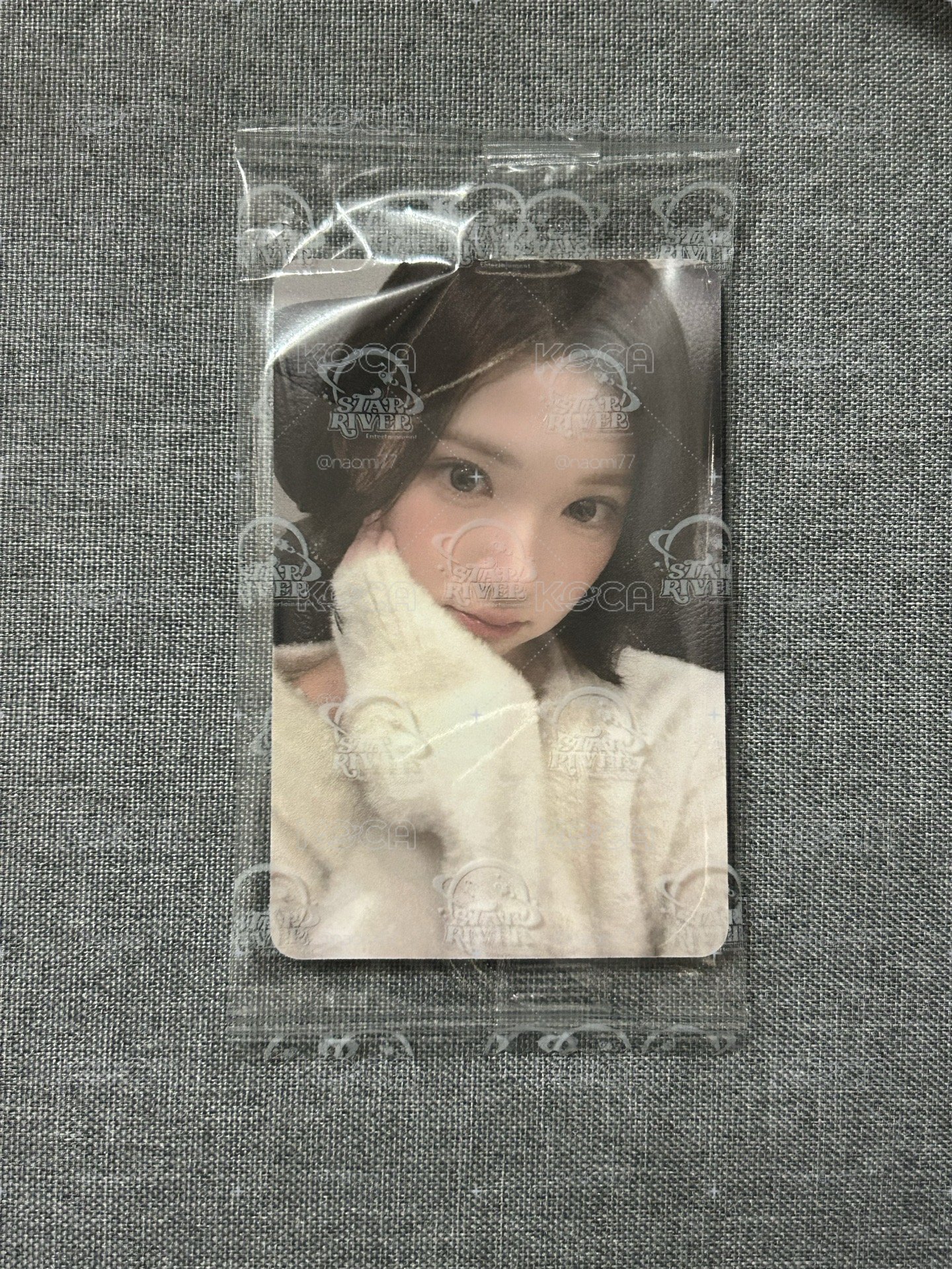 sr 白毛衣jiwoo