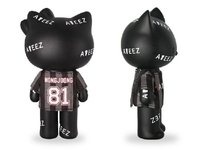 ATEEZ Figure (with T-shirt)