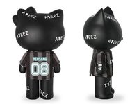 ATEEZ Figure (with T-shirt)