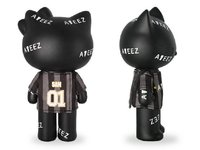 ATEEZ Figure (with T-shirt)