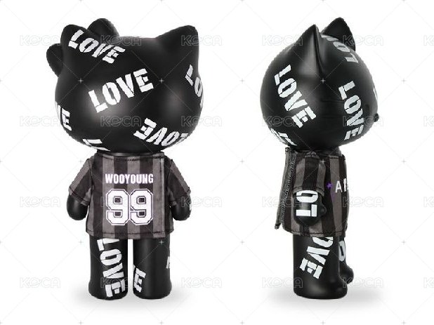 Love Figure (with T-shirt)
