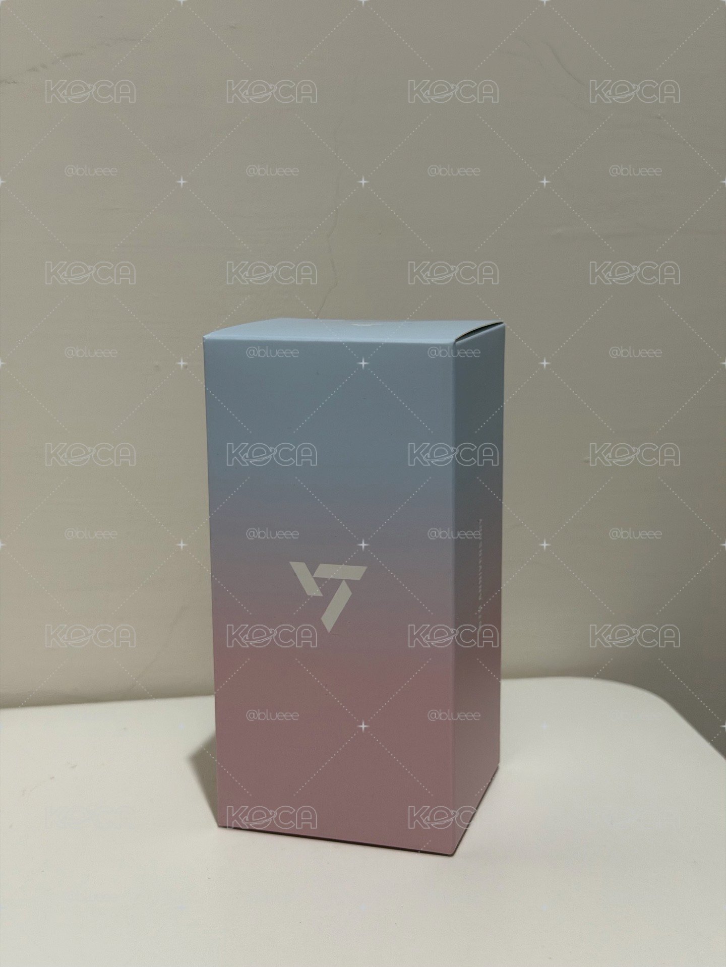 SEVENTEEN 10th Anniversary keyring ver3.十週年小手燈吊飾