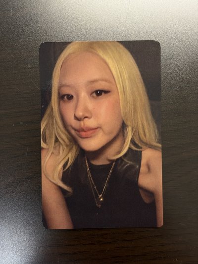 Rosé澀谷快閃沙灘球、滿額卡