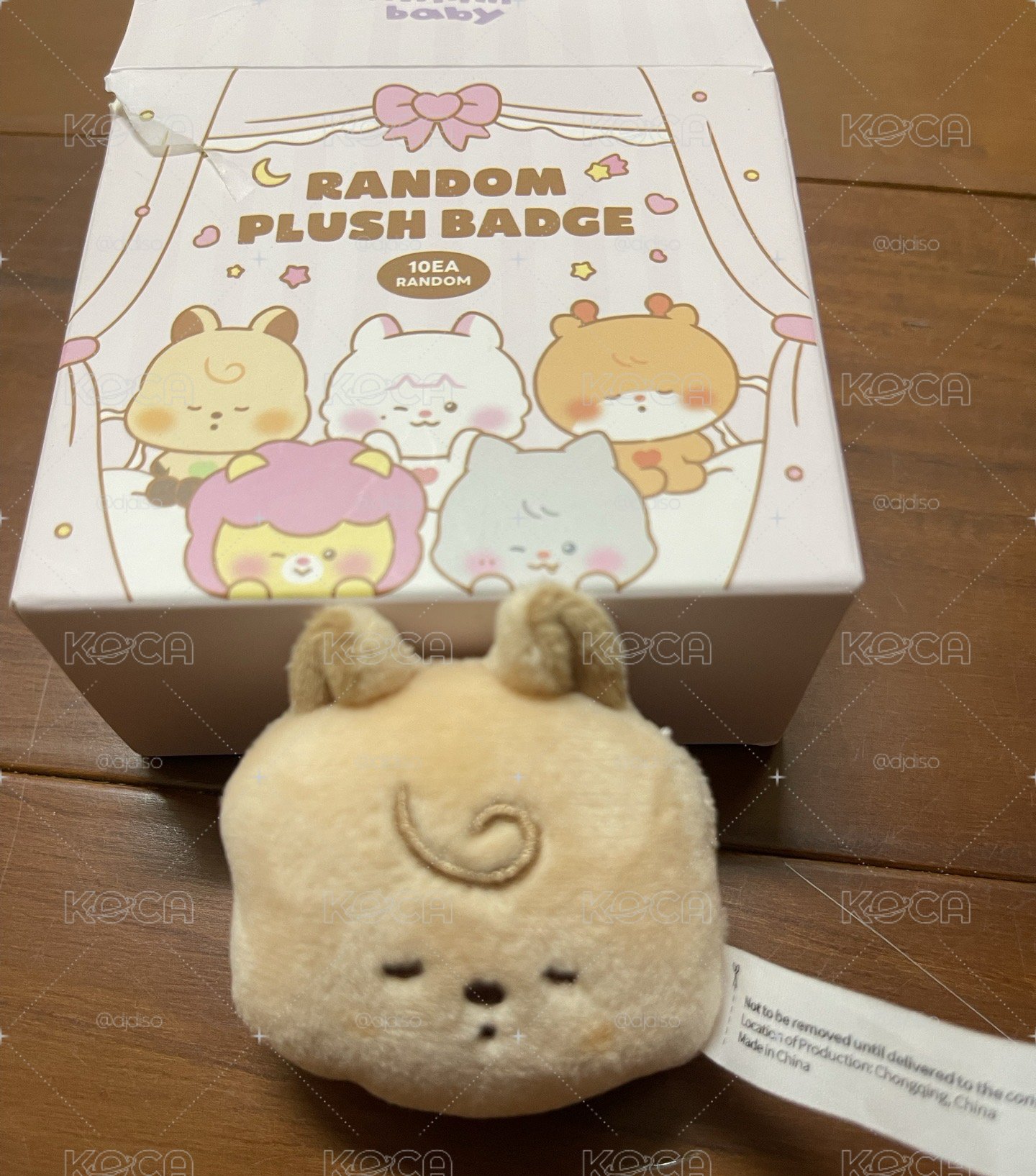 minini baby 麵徽章 閉眼款