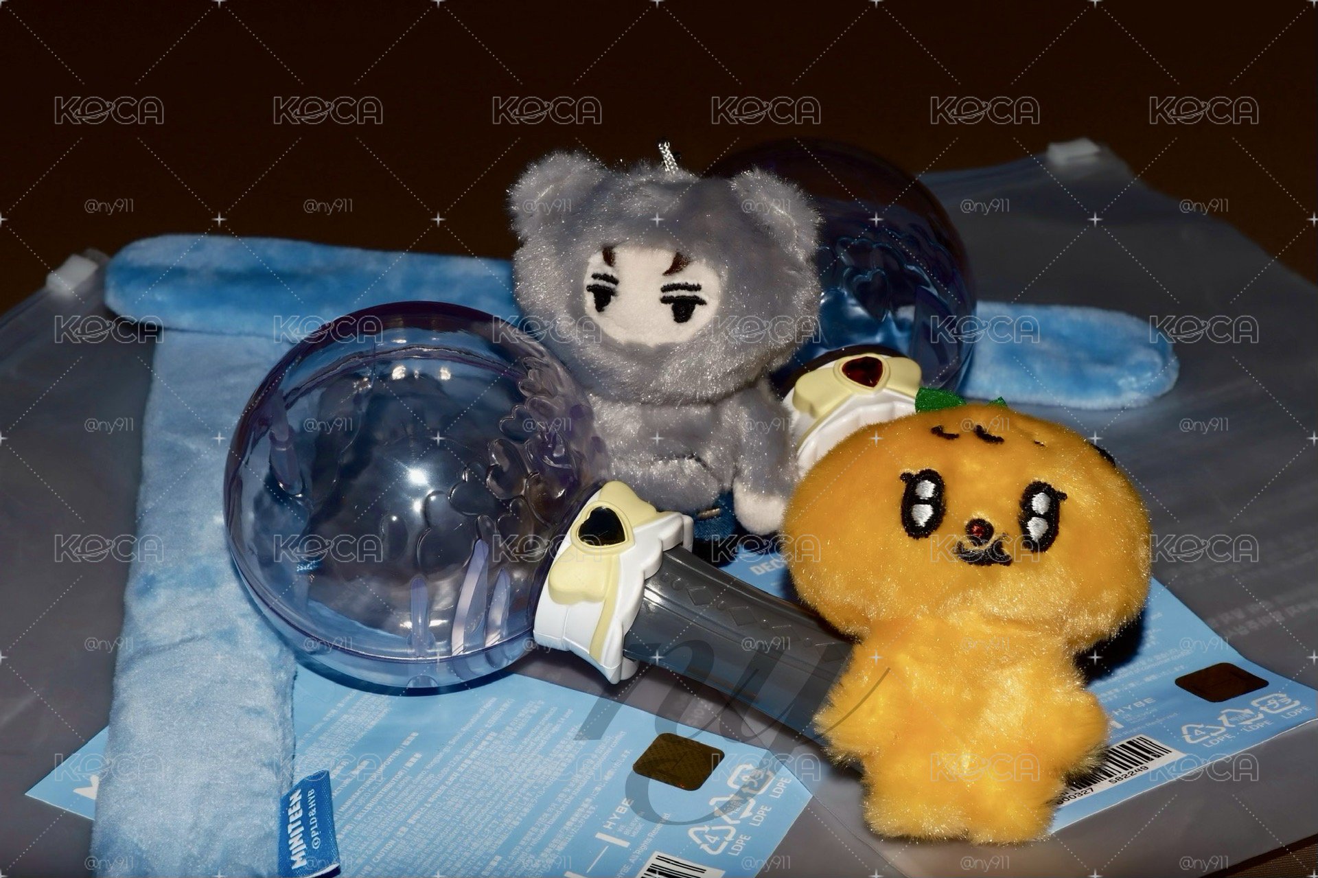 手燈環BBOOGYULI & NONVER (其中一個捲尺吊繩斷裂)