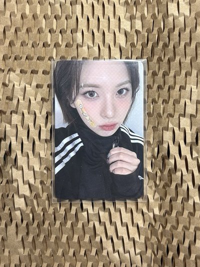 Nmixx el 球衣裴