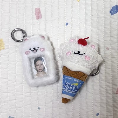  現ㅣ茲哈龍毛毛證件套/夏日甜筒