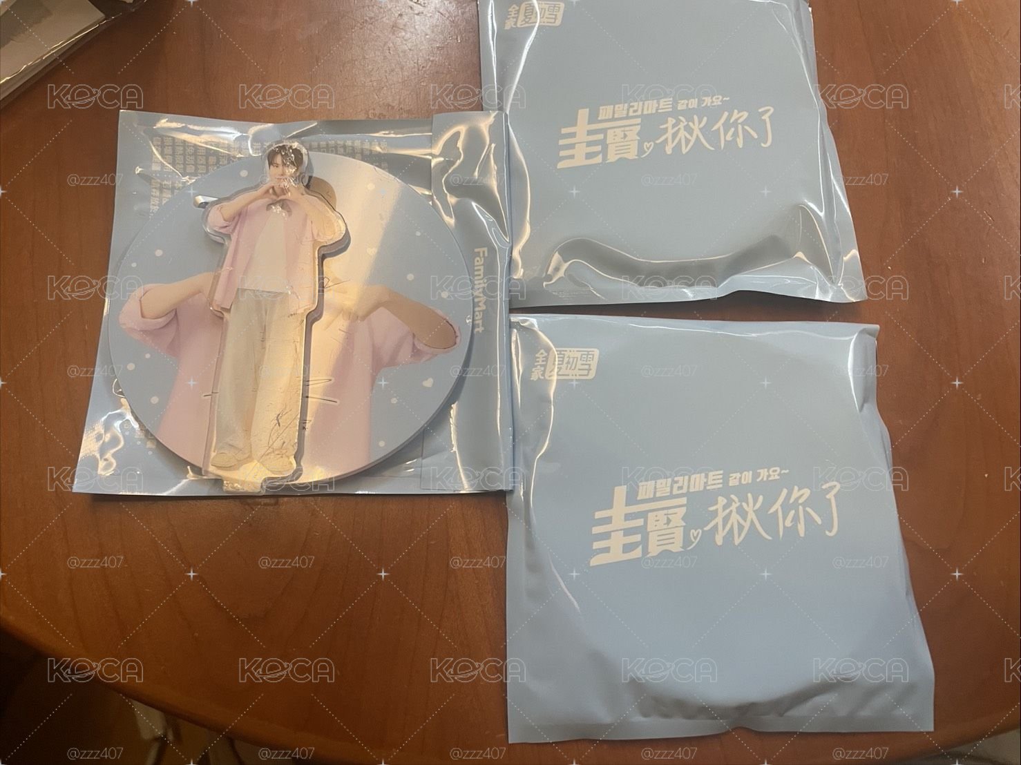 全家代言 杯墊 立牌 