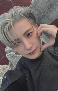 WOF mp 簽售卡 B版