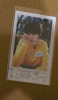 橘衣拍立得