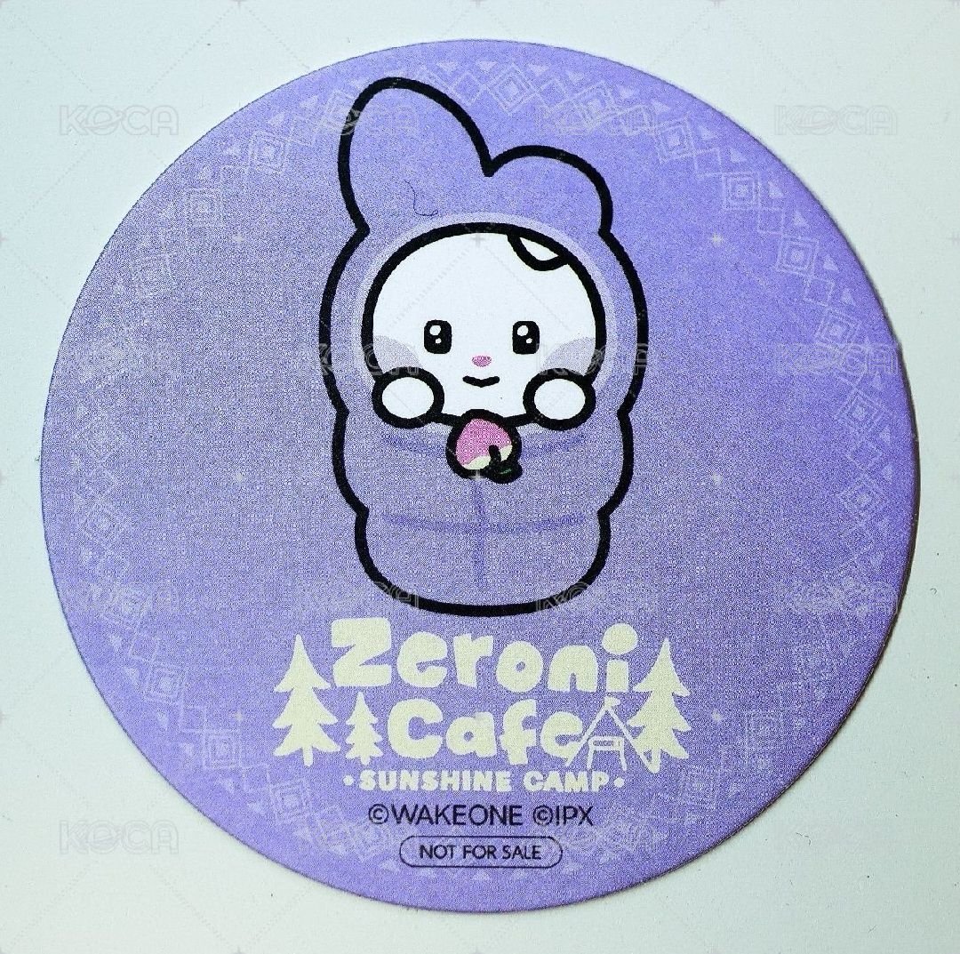 yunini café 杯墊