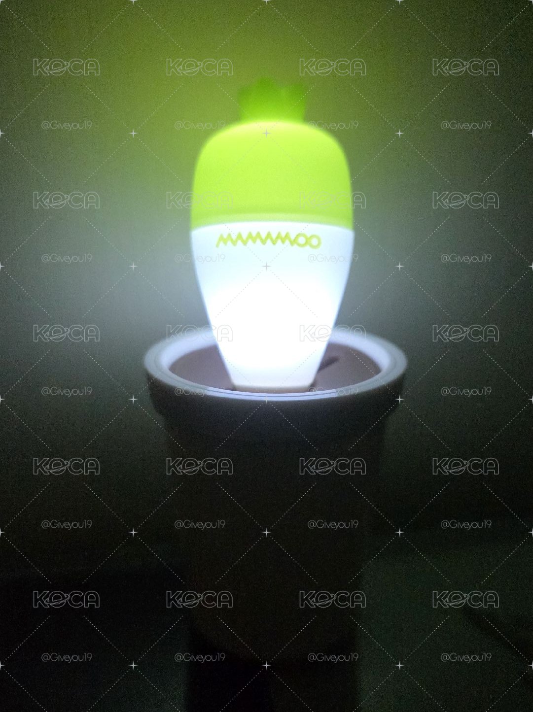 MAMAMOO 小木棒 手燈鑰匙圈