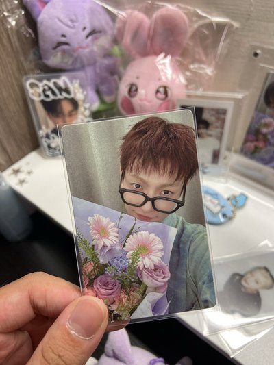 拿著捧花向你走來～～