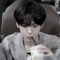 유유