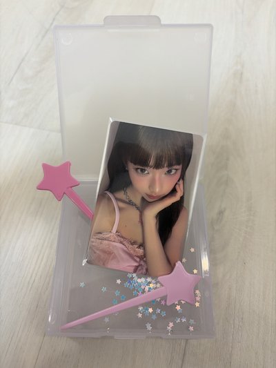 預售禮特典小卡💓（有露 塔 賢 茶）