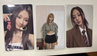 TWICE 小卡