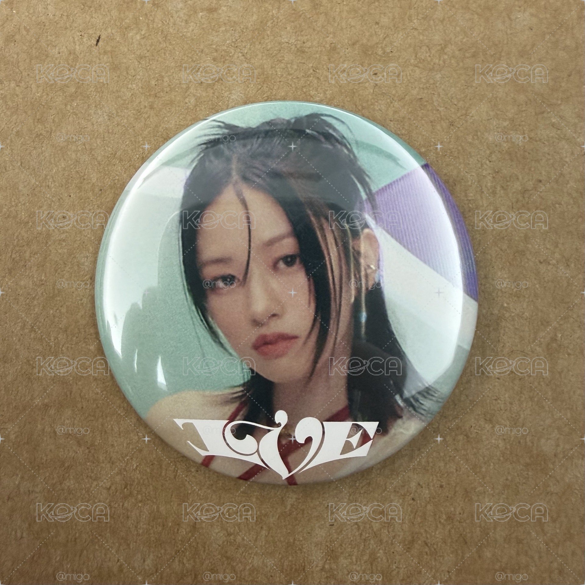 IVE SWITCH HMV 徽章 安
