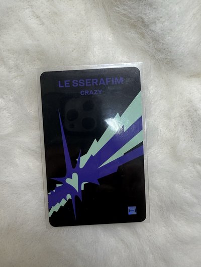 le sserafim允真crazy am幸運卡