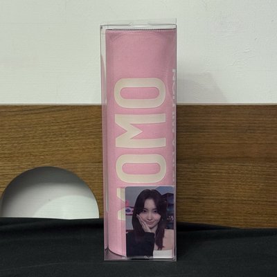 TWICE｜新國立 MOMO 手幅