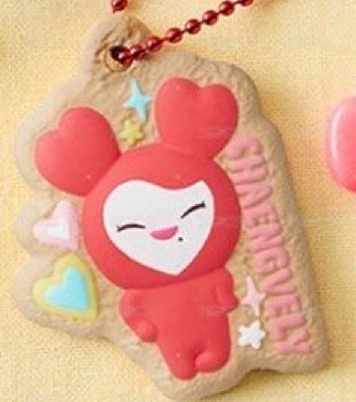 彩瑛 萬代餅乾吊飾