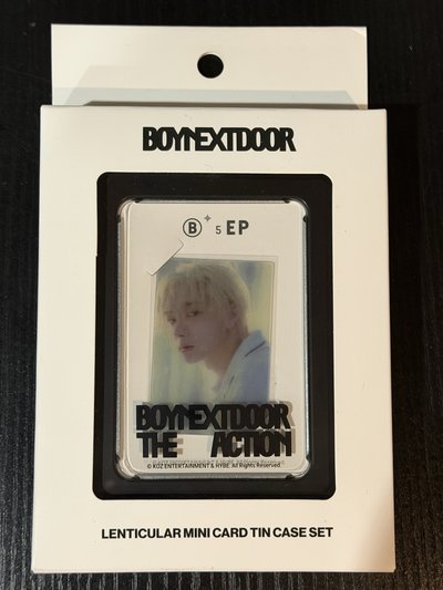 The Action鐵盒組含卡